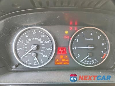 Zdjęcie 9 z 12 samochodu: 2008 BMW 528 I VIN:WBANU53528CT08244 - miniatura