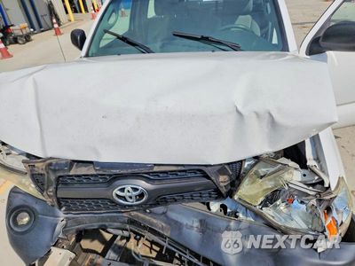 Zdjęcie 11 z 12 samochodu: 2011 TOYOTA TACOMA BASE VIN:5TFNX4CN8BX006056 - miniatura