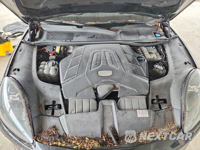 Zdjęcie 12 z 13 samochodu: 2021 PORSCHE CAYENNE VIN:WP1AA2AY9MDA05650 - miniatura