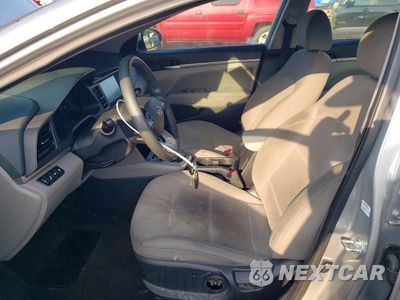 Zdjęcie 7 z 12 samochodu: 2020 HYUNDAI ELANTRA SEL VIN:5NPD84LF0LH625023 - miniatura