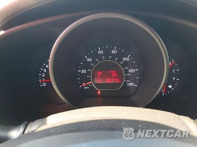 Zdjęcie 9 z 12 samochodu: 2015 KIA SOUL + VIN:KNDJP3A50F7163033 - miniatura