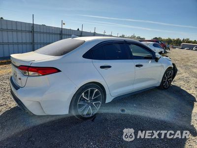 Trzecie zdjęcie samochodu z tyłu: 2021 TOYOTA COROLLA SE VIN:5YFP4MCE2MP061251 - miniatura