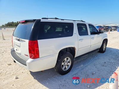 Trzecie zdjęcie samochodu z tyłu: 2012 GMC YUKON XL K1500 SLT VIN:1GKS2KE70CR161358 - miniatura