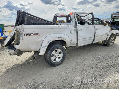 Trzecie zdjęcie samochodu z tyłu: 2006 TOYOTA TUNDRA DOUBLE CAB SR5 VIN:5TBET34136S525392 - miniatura
