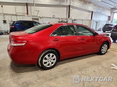 Trzecie zdjęcie samochodu z tyłu: 2011 TOYOTA CAMRY LE VIN:4T4BF3EK0BR183240 - miniatura
