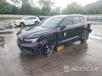 2024 VOLVO XC40 CORE YV4L12UK4R2339165 - główne zdjęcie licytacji z USA - miniatura