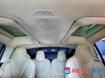 Zdjęcie 10 z 14 samochodu: 2017 TESLA MODEL X VIN:5YJXCBE2XHF049392 - miniatura