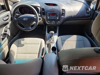 Zdjęcie 8 z 12 samochodu: 2015 KIA FORTE LX VIN:KNAFK4A66F5295953 - miniatura