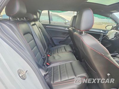Zdjęcie 10 z 12 samochodu: 2018 VOLKSWAGEN GTI S/SE VIN:3VW447AU4JM251082 - miniatura