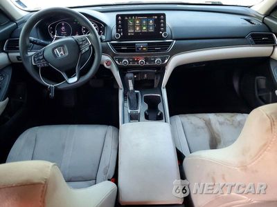 Zdjęcie 8 z 12 samochodu: 2018 HONDA ACCORD EX VIN:1HGCV1F49JA253569 - miniatura