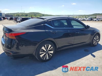 Trzecie zdjęcie samochodu z tyłu: 2020 NISSAN ALTIMA SV VIN:1N4BL4DV5LC261629 - miniatura
