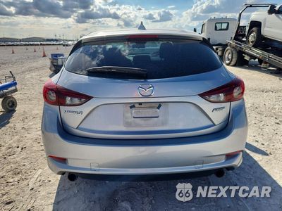 Zdjęcie 6 z 12 samochodu: 2018 MAZDA 3 TOURING VIN:3MZBN1L36JM170784 - miniatura