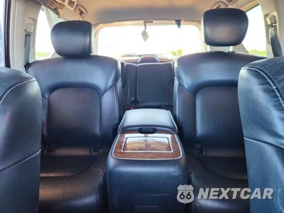 Zdjęcie 10 z 13 samochodu: 2019 INFINITI QX80 LUXE VIN:JN8AZ2NF9K9687629 - miniatura