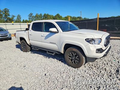 Czwarte zdjęcie samochodu z boku: 2022 TOYOTA TACOMA SR5 V6 VIN:3TMAZ5CN3NM172901 - miniatura