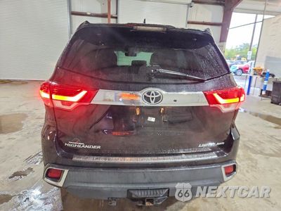 Zdjęcie 6 z 14 samochodu: 2019 TOYOTA HIGHLANDER LIMITED VIN:5TDDZRFH0KS972741 - miniatura