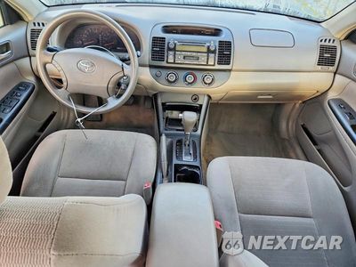 Zdjęcie 8 z 12 samochodu: 2006 TOYOTA CAMRY LE VIN:4T1BE32K56U721406 - miniatura