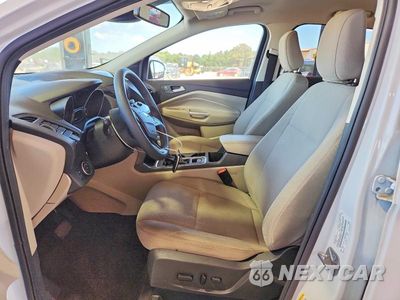 Zdjęcie 7 z 13 samochodu: 2019 FORD ESCAPE SE VIN:1FMCU0GD7KUB93832 - miniatura