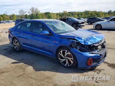Czwarte zdjęcie samochodu z boku: 2023 VOLKSWAGEN JETTA GLI AUTOBAHN VIN:3VW2T7BUXPM059702 - miniatura