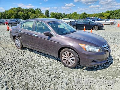 Czwarte zdjęcie samochodu z boku: 2011 HONDA ACCORD EXL VIN:1HGCP3F88BA016467 - miniatura