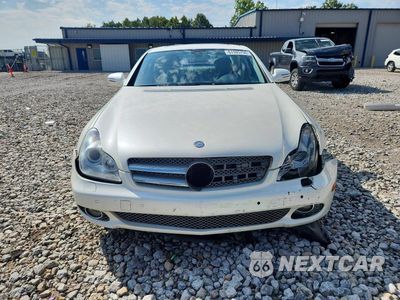 Piąte zdjęcie samochodu w środku: 2010 MERCEDES-BENZ CLS 550 VIN:WDDDJ7CB2AA166218 - miniatura