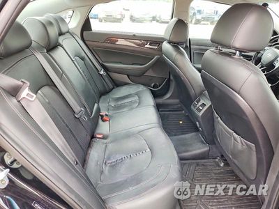 Zdjęcie 10 z 12 samochodu: 2018 HYUNDAI SONATA LIMITED VIN:5NPE34AF6JH653461 - miniatura