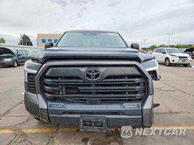 Piąte zdjęcie samochodu w środku: 2022 TOYOTA TUNDRA SR5 VIN:5TFLA5DB9NX015100 - miniatura