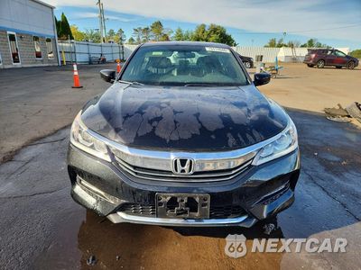 Piąte zdjęcie samochodu w środku: 2017 HONDA ACCORD SPORT VIN:1HGCR2F54HA306353 - miniatura