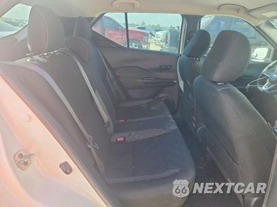 Zdjęcie 11 z 13 samochodu: 2019 NISSAN KICKS S VIN:3N1CP5CU2KL493404 - miniatura