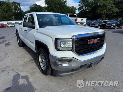 Czwarte zdjęcie samochodu z boku: 2019 GMC SIERRA LIMITED K1500 VIN:2GTV2LEC5K1200609 - miniatura