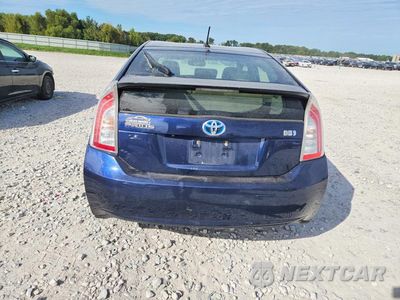 Zdjęcie 6 z 12 samochodu: 2012 TOYOTA PRIUS FOUR VIN:JTDKN3DU2C0334754 - miniatura