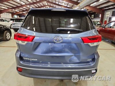 Zdjęcie 6 z 13 samochodu: 2019 TOYOTA HIGHLANDER LE VIN:5TDBZRFH3KS986561 - miniatura