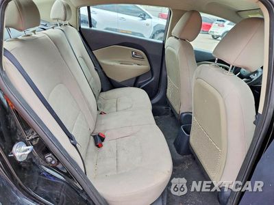 Zdjęcie 10 z 13 samochodu: 2014 KIA RIO LX VIN:KNADM4A32E6384175 - miniatura