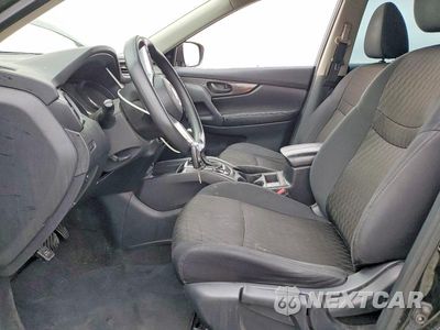 Zdjęcie 13 z 26 samochodu: 2019 NISSAN ROGUE S VIN:5N1AT2MT5KC773166 - miniatura