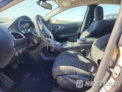 Zdjęcie 7 z 12 samochodu: 2015 CHRYSLER 200 LIMITED VIN:1C3CCCAB4FN578995 - miniatura