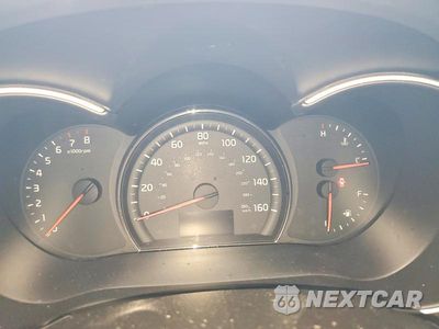 Zdjęcie 9 z 13 samochodu: 2014 KIA SORENTO LX VIN:5XYKT3A62EG475610 - miniatura