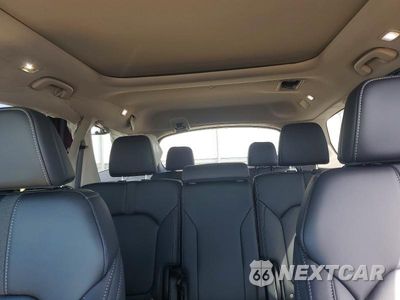 Zdjęcie 10 z 13 samochodu: 2025 HONDA PILOT TOURING VIN:5FNYG1H77SB165120 - miniatura