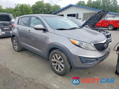 Czwarte zdjęcie samochodu z boku: 2016 KIA SPORTAGE LX VIN:KNDPBCAC2G7802814 - miniatura