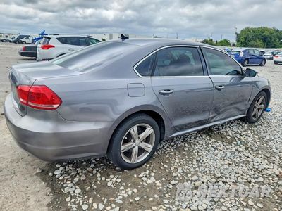 Trzecie zdjęcie samochodu z tyłu: 2012 VOLKSWAGEN PASSAT SE VIN:1VWBH7A36CC055183 - miniatura