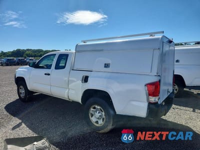 Drugie zdjęcie samochodu z przodu: 2016 TOYOTA TACOMA SR VIN:5TFRX5GN1GX064275 - miniatura