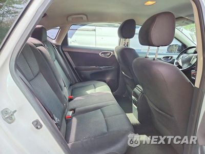 Zdjęcie 10 z 12 samochodu: 2015 NISSAN SENTRA SR VIN:3N1AB7AP4FY332575 - miniatura