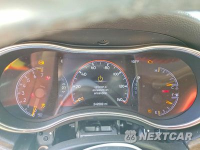 Zdjęcie 9 z 13 samochodu: 2015 JEEP GRAND CHEROKEE LIMITED VIN:1C4RJEBG6FC217443 - miniatura
