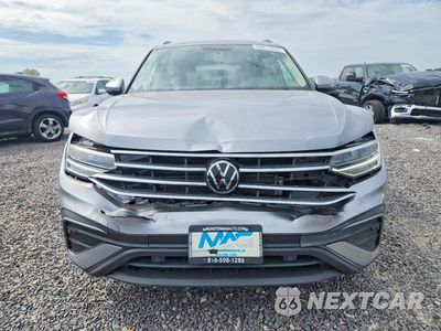 Piąte zdjęcie samochodu w środku: 2022 VOLKSWAGEN TIGUAN S VIN:3VV0B7AX1NM119776 - miniatura