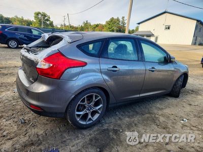 Trzecie zdjęcie samochodu z tyłu: 2014 FORD FOCUS VIN:1FADP3K27EL201600 - miniatura
