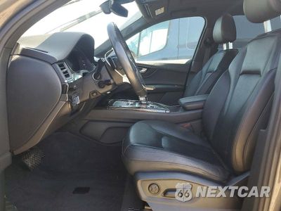 Zdjęcie 7 z 13 samochodu: 2019 AUDI Q7 PREMIUM PLUS VIN:WA1LAAF70KD003846 - miniatura