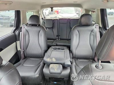 Zdjęcie 10 z 13 samochodu: 2024 KIA CARNIVAL EX VIN:KNDNC5H34R6314172 - miniatura