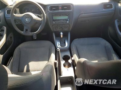 Zdjęcie 8 z 13 samochodu: 2011 VOLKSWAGEN JETTA BASE VIN:3VW2K7AJ4BM358864 - miniatura