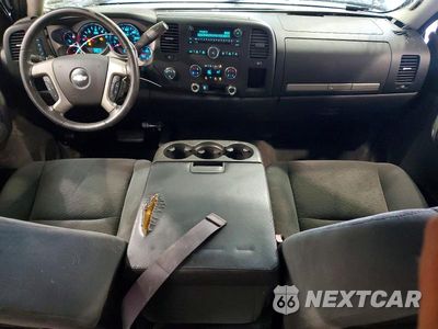 Zdjęcie 8 z 12 samochodu: 2007 CHEVROLET SILVERADO K1500 CREW CAB VIN:2GCEK13M071544467 - miniatura