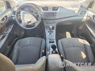 Zdjęcie 8 z 13 samochodu: 2017 NISSAN SENTRA S VIN:3N1AB7AP3HY249139 - miniatura