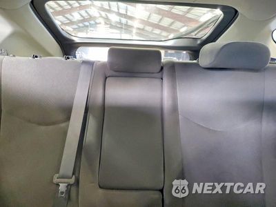 Zdjęcie 10 z 13 samochodu: 2012 TOYOTA PRIUS TWO VIN:JTDKN3DU1C5414288 - miniatura