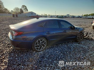 Trzecie zdjęcie samochodu z tyłu: 2021 HYUNDAI SONATA N LINE VIN:5NPEK4JC4MH127682 - miniatura